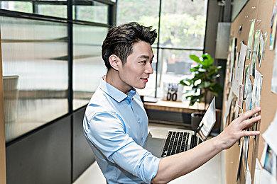 《艰难攀爬游戏》登陆Steam 致敬壶男伸腿版